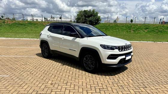 JEEP COMPASS 1.3 T270 TURBO FLEX SPORT AT6